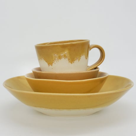 【M015mb】パンとごはんと... 艶釉の器 MUG mont blanc