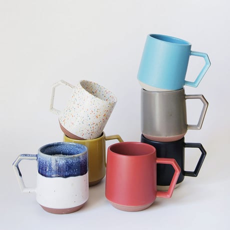 【C001rd】CHIPS mug. MAT red