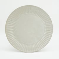 【M044wh】パンとごはんと... ひらひらの器 ROUND PLATE L ホワイト