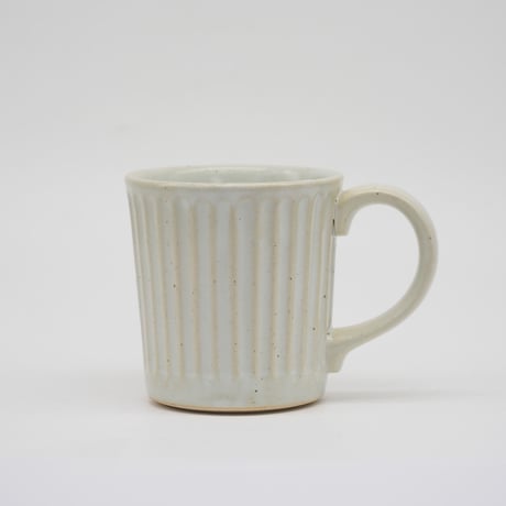 【M059wh】パンとごはんと... 削ぎ目 Mug  白土（しらつち/white）