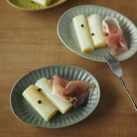 【M040bl】パンとごはんと... ひらひらの器 OVAL MINI PLATE ブルー
