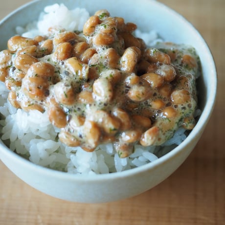 【M057bl】パンとごはんと... 小さなお茶碗 Rice Bowl S みずいろ（light blue）