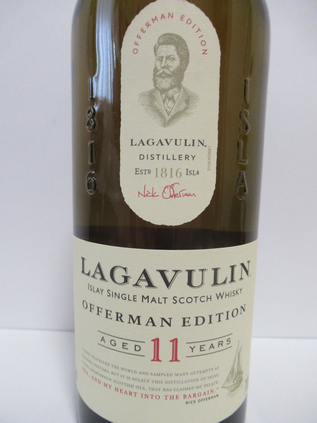 LAGAVULIN - 11 YEAR OLD (NICK OFFERMAN EDITION)