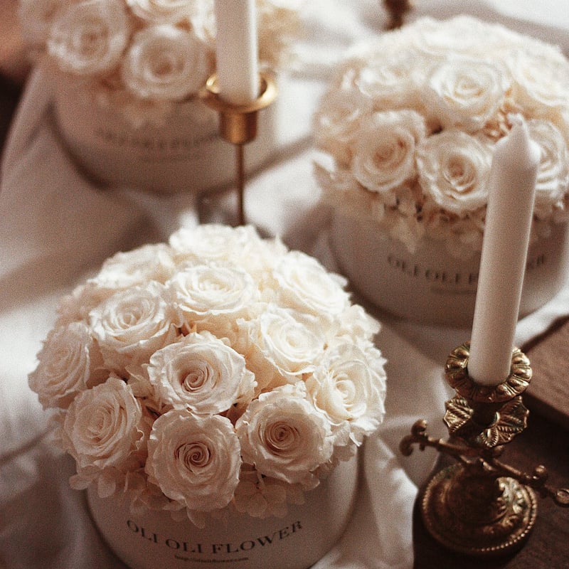 ダズンローズボックスantique white | OLIOLI FLOWER