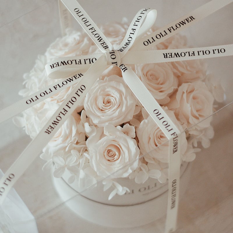 ダズンローズボックスantique white | OLIOLI FLOWER