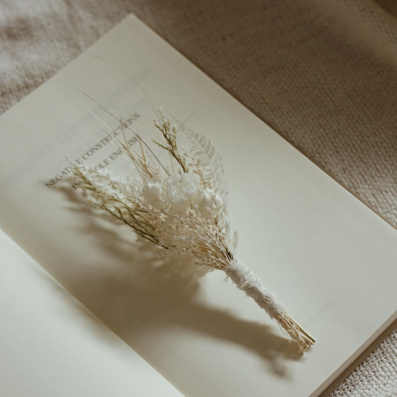受注製作］écru white wedding bouquet ウェディングブーケ・ブートニ
