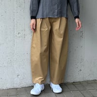 travail manue/トラバイユマニュアル　コンパクトチノストレッチ　コクーンパンツ