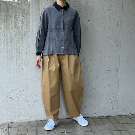 travail manue/トラバイユマニュアル　コンパクトチノストレッチ　コクーンパンツ
