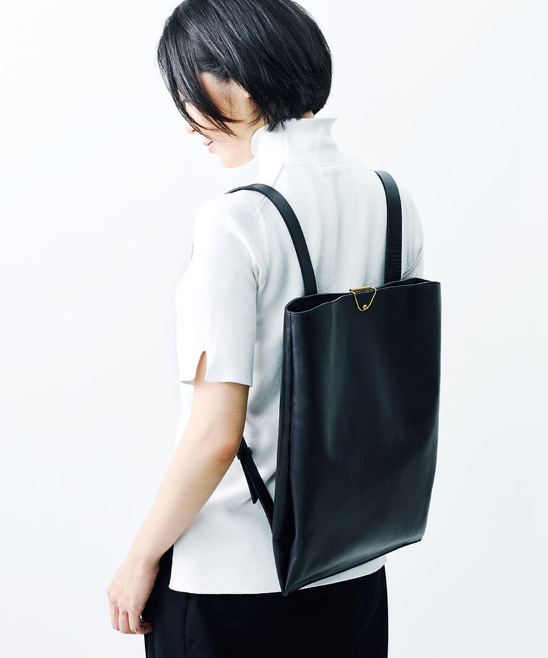 Leather clip backpack tote | ke shi ki