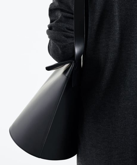 Round bottom bag Large
