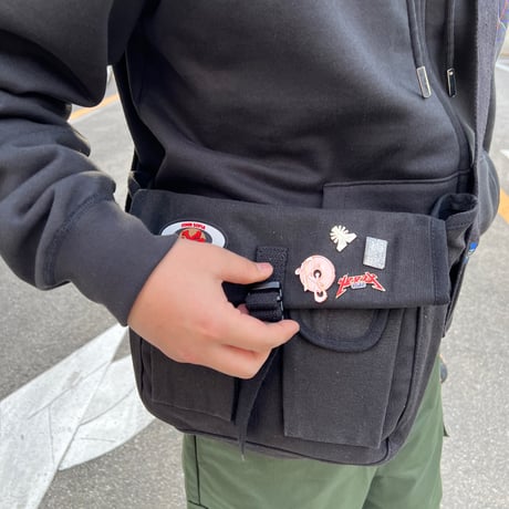 JOHN SOFIA Pins Custom Army Shoulder (Black)｜ジョンソフィア ピンズカスタム アーミーショルダー（ブラック）