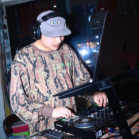 JOHN SOFIA “OLD ARCH” Camouflage LS Tee (Tiger, Realtree)｜ジョンソフィア “オールドアーチ” カモフラージュ ロングスリーブT