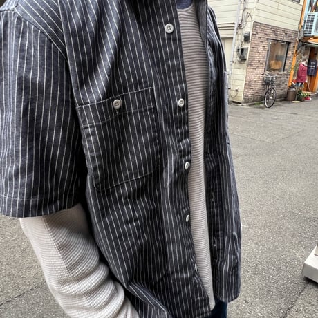 JOHN SOFIA STAFF UNIFORM HICKORY SHIRT (INDIGO)｜ジョンソフィア スタッフユニフォーム ヒッコリー シャツ（インディゴ）