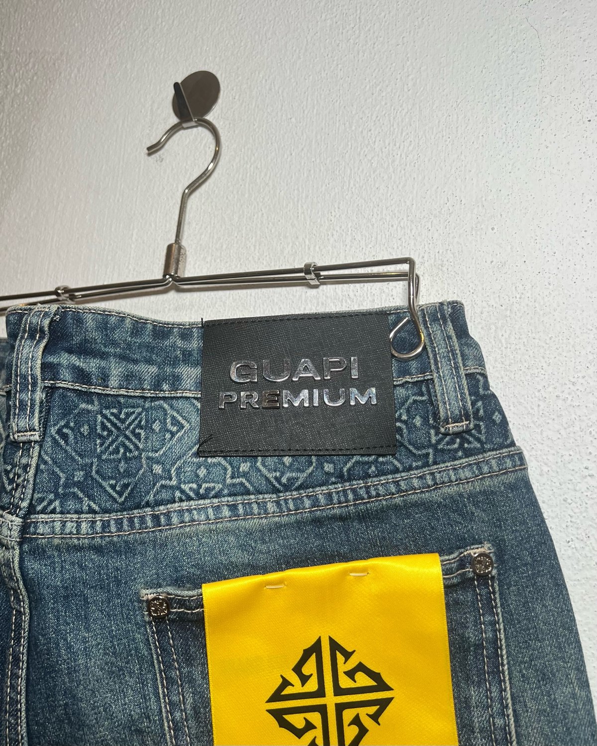 GUAPI Royal Blue Basics Regular Denim (Blue) | 