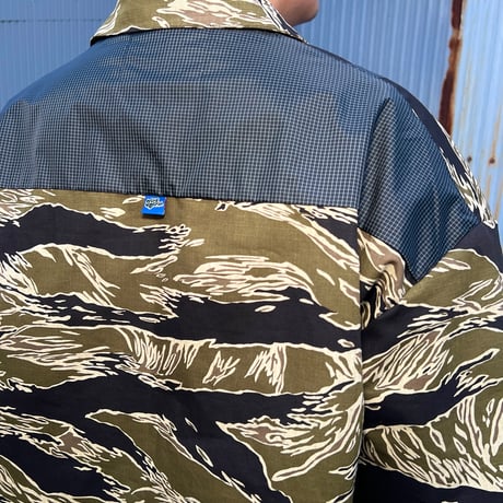 JOHN SOFIA RIPSTOP TACTICAL SHIRT (TIGER CAMO)｜ジョンソフィア リップストップ タクティカル シャツ（タイガーカモ）