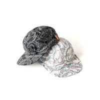 TIGHTBOOTH PAISLEY VELOUR CAMP CAP (Ivory, Black)