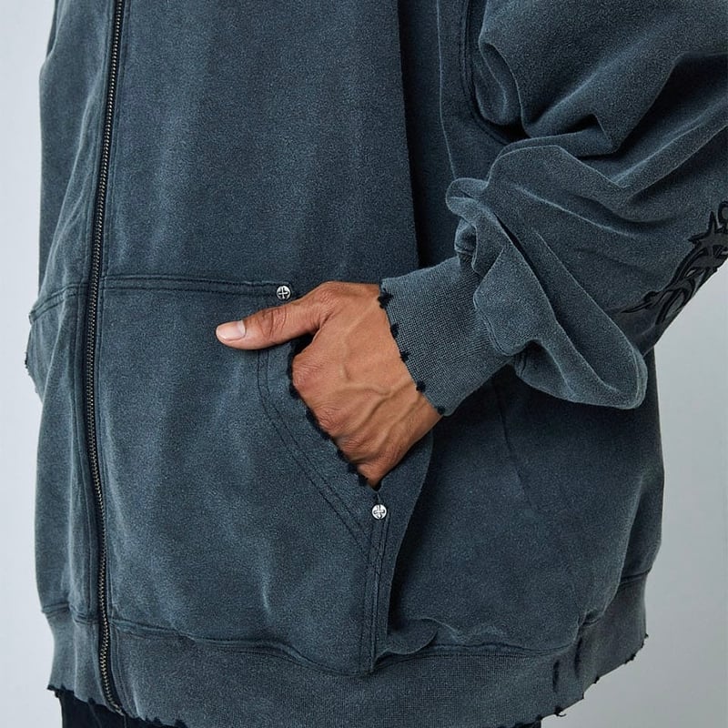 SUPPLIER Studs Cross Patch Zip Hoodie (Black) |