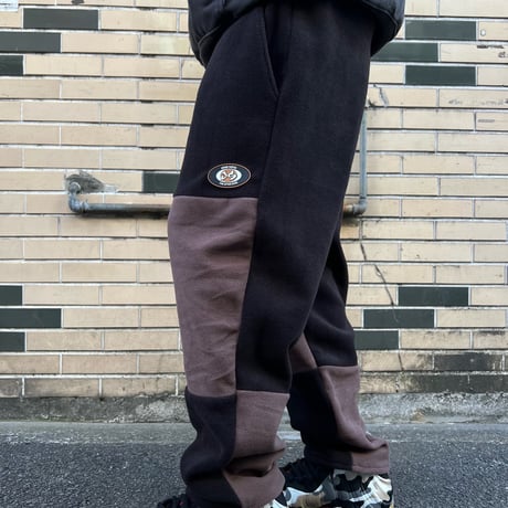JOHN SOFIA Paneled High-Grade Fleece Pants (Black/Mocha)｜ジョンソフィア パネルド ハイグレード フリースパンツ（ブラック/モカ）