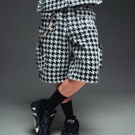 GUAPI White Houndstooth Furry Shorts (White) | グアピ ホワイト ハウンドトゥース ファーリー ショーツ（ホワイト）