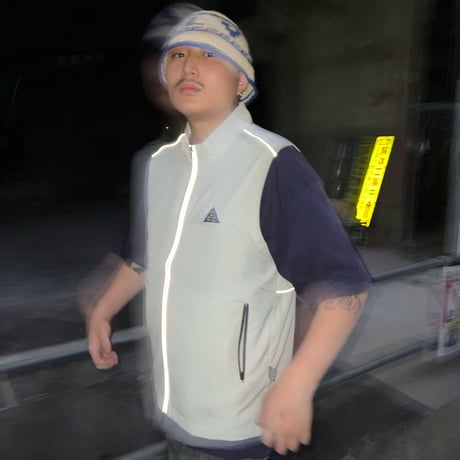 AFC △ One Point Embroidery Nylon Track Vest｜AFC △ ワンポイント エンブロイダリー ナイロン トラックベスト