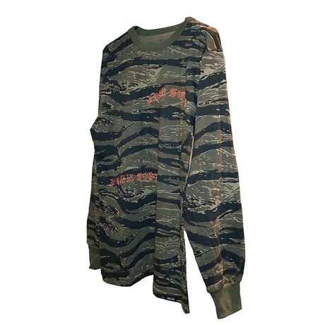 JOHN SOFIA “OLD ARCH” Camouflage LS Tee (Tiger, Realtree)｜ジョンソフィア “オールドアーチ” カモフラージュ ロングスリーブT