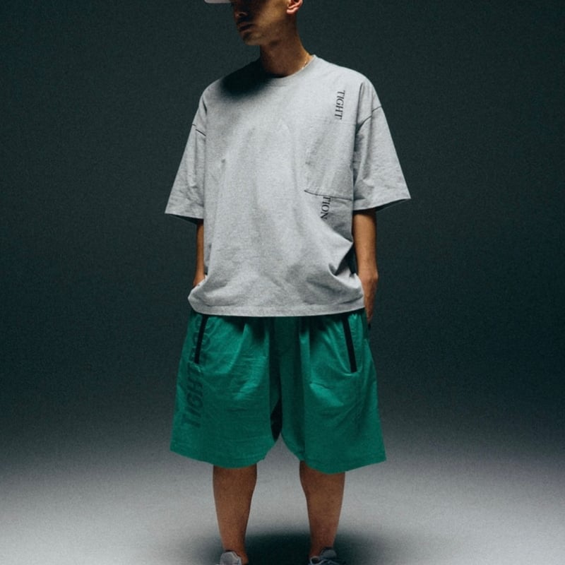 TIGHTBOOTH STRAIGHT UP S/S T-SHIRT - Quick Dryi