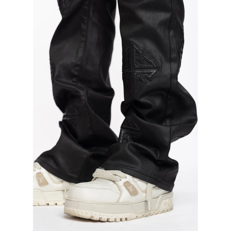 GUAPI Obsidian Black Icon Flared Denim (BLACK)