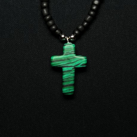 JOHN SOFIA Stone Cross Beads Necklace (Green)｜ジョンソフィア ストーンクロスビーズネックレス（グリーン）