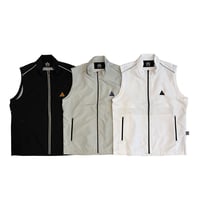 AFC △ One Point Embroidery Nylon Track Vest｜AFC △ ワンポイント エンブロイダリー ナイロン トラックベスト