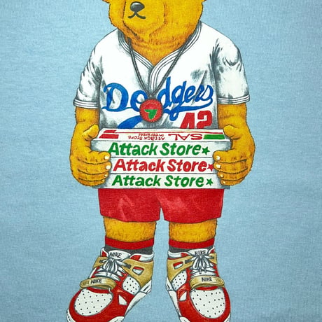 ATTACK ORIGINAL “Mookie” BEAR TEE by INTERBREED (SKY)｜アタックオリジナル “ムーキー” ベアー ティー by インターブリード（スカイ）