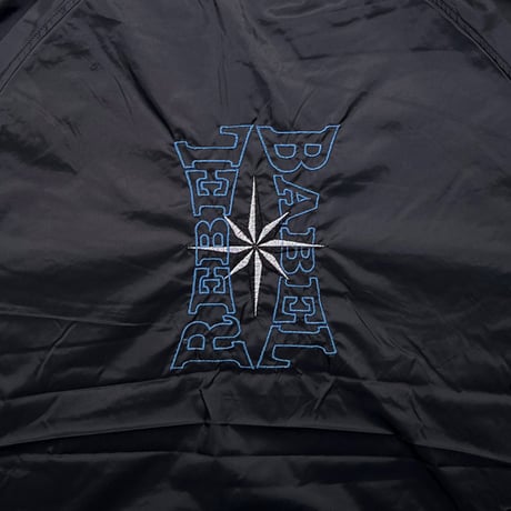 ATTACK ORIGINAL “Angel” & “Compass” Coach Jacket (Blk/Blu)｜アタックオリジナル エンジェル＆コンパス コーチジャケット（ブラック/ブルー）