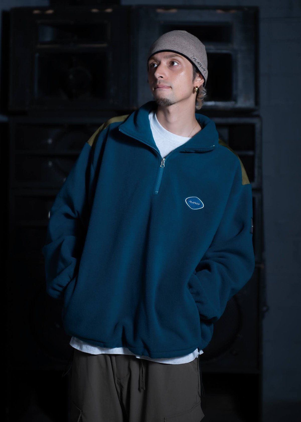 FLATLUX Ed Fleece Mockneck (sandstone, dark tea