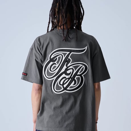 FUBU Curly Logo T-shirts (D.GRAY)｜フブ カーリーロゴ ティーシャツ（ダークグレー）