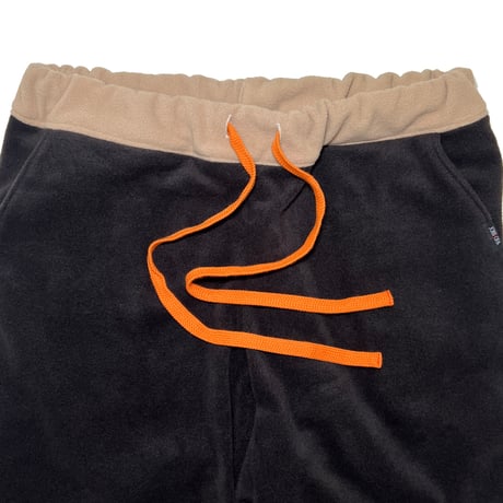 JOHN SOFIA After Zone Panels Fleece Trousers (Black/Beige)｜ジョンソフィア アフターゾーン パネルズ フリーストラウザーズ