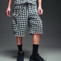 GUAPI White Houndstooth Furry Shorts (White) | グアピ ホワイト ハウンドトゥース ファーリー ショーツ（ホワイト）