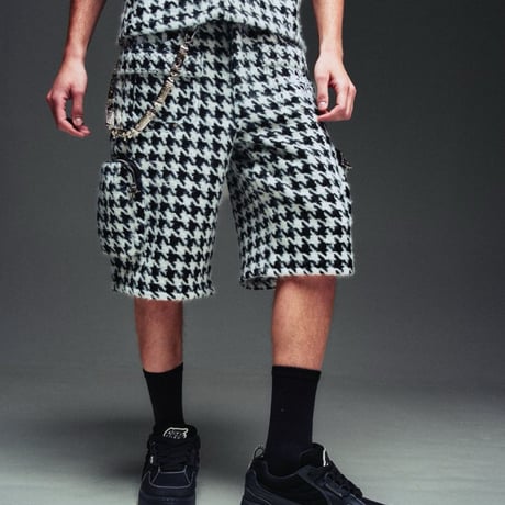 GUAPI White Houndstooth Furry Shorts (White) | グアピ ホワイト ハウンドトゥース ファーリー ショーツ（ホワイト）