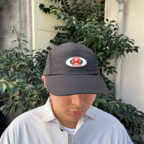 JOHN SOFIA 5Panel Field Cap (Black/Red)｜ジョンソフィア 5パネル フィールドキャップ（ブラック/レッド）
