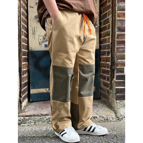 JOHN SOFIA After Zone Panels Ripstop Trousers (Beige/O.D)｜ジョンソフィア アフターゾーン パネルズ リップストップトラウザーズ