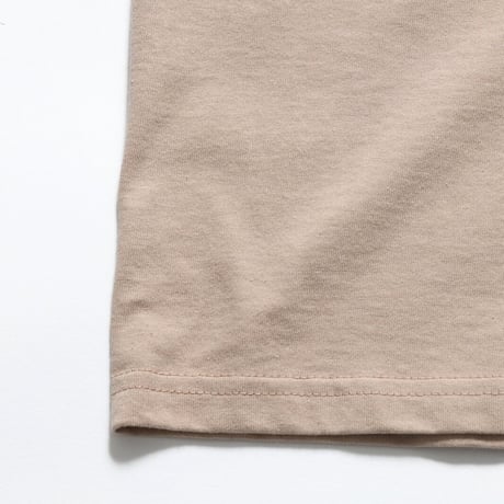 FIRST DOWN S/S Tee #1 by Lee Qura (Black, Sand Beige)｜ファーストダウン S/S ティー #1 by リー クラ（ブラック/サンドベージュ）