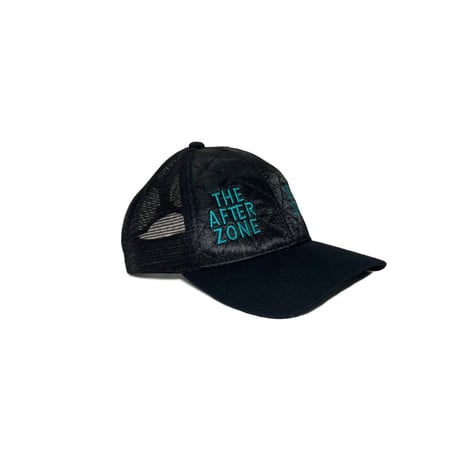 JOHN SOFIA The After Zone Tracker Cap (Black & Blue)｜ジョンソフィア ジ・アフターゾーン トラッカーキャップ（ブラック/ブルー）