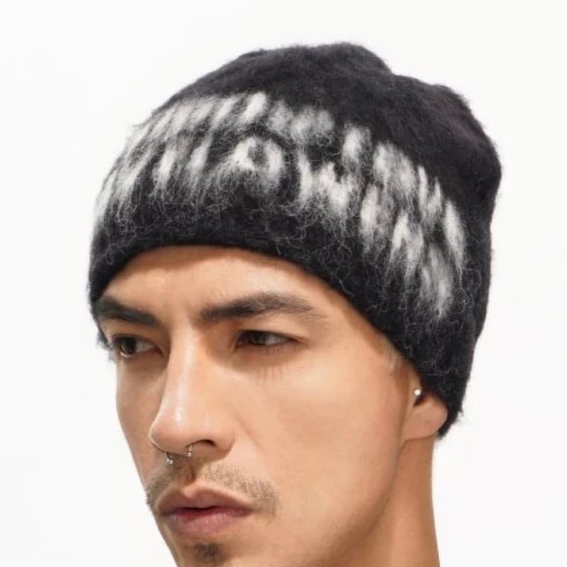 VALABASAS ZINNIA MOHAIR BEANIE (BLACK) | Attack