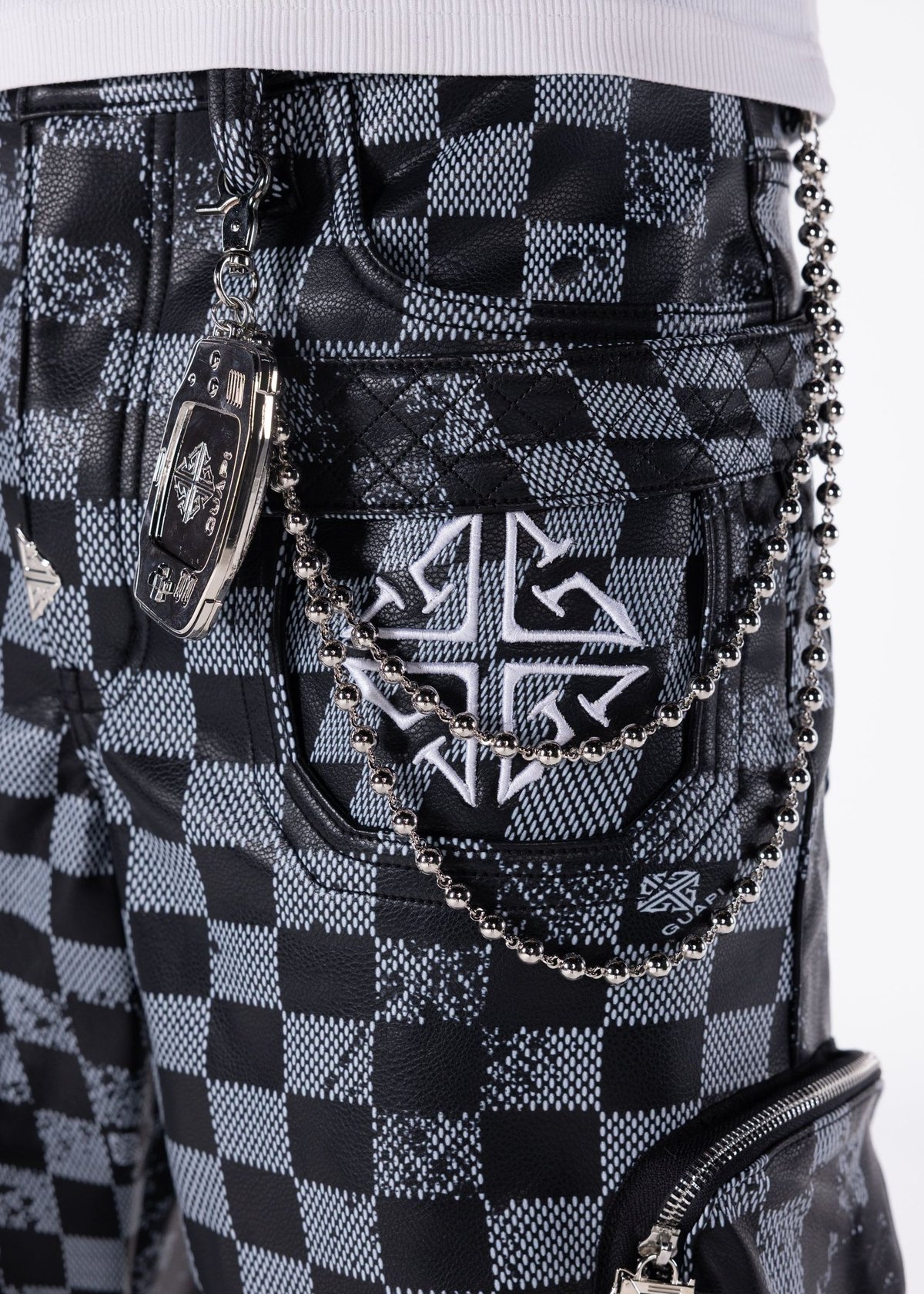 GUAPI Game Boy Jeans Chain (Silver) | グアピ ゲームボー