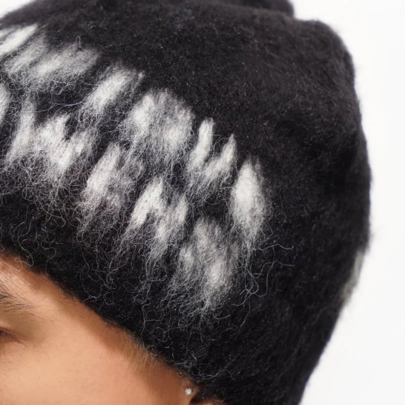 ち*ら様 VALABASAS MOHAIR BEANIE Triage Mohair Black Beanie – Valabasas
