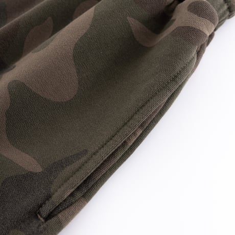SUPPLIER Camouflage Baggy Sweat Shorts (KAHKI)｜サプライヤー カモフラージュ バギースウェットショーツ（カーキ)