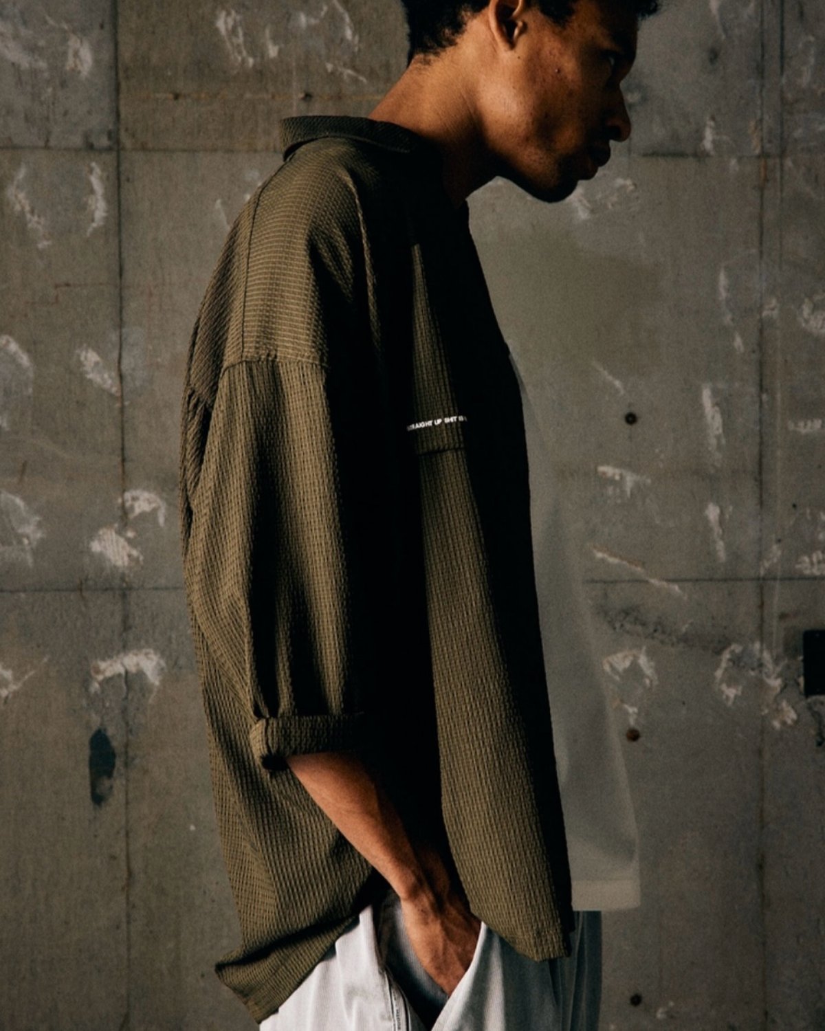 TIGHTBOOTH SEERSUCKER ROLL UP SHIRT (Olive)｜タイト