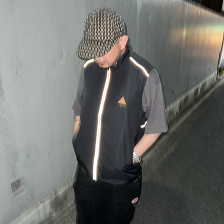 AFC △ One Point Embroidery Nylon Track Vest｜AFC △ ワンポイント エンブロイダリー ナイロン トラックベスト