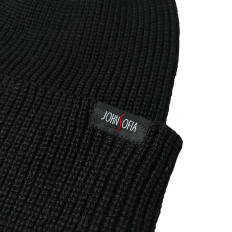 JOHN SOFIA Badge Logo Beanie (Black)｜ジョンソフィア バッジロゴ ビーニー（ブラック）