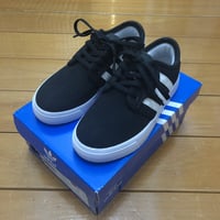 “KIDS” adidas Skateboarding Seeley J (Black/White)｜キッズ アディダス スケートボーディング シーリーJ（ブラック/ホワイト）
