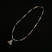 JOHN SOFIA Providence Eye Beads Necklace (White)｜ジョンソフィア プロヴィデンス アイビーズネックレス（ホワイト）