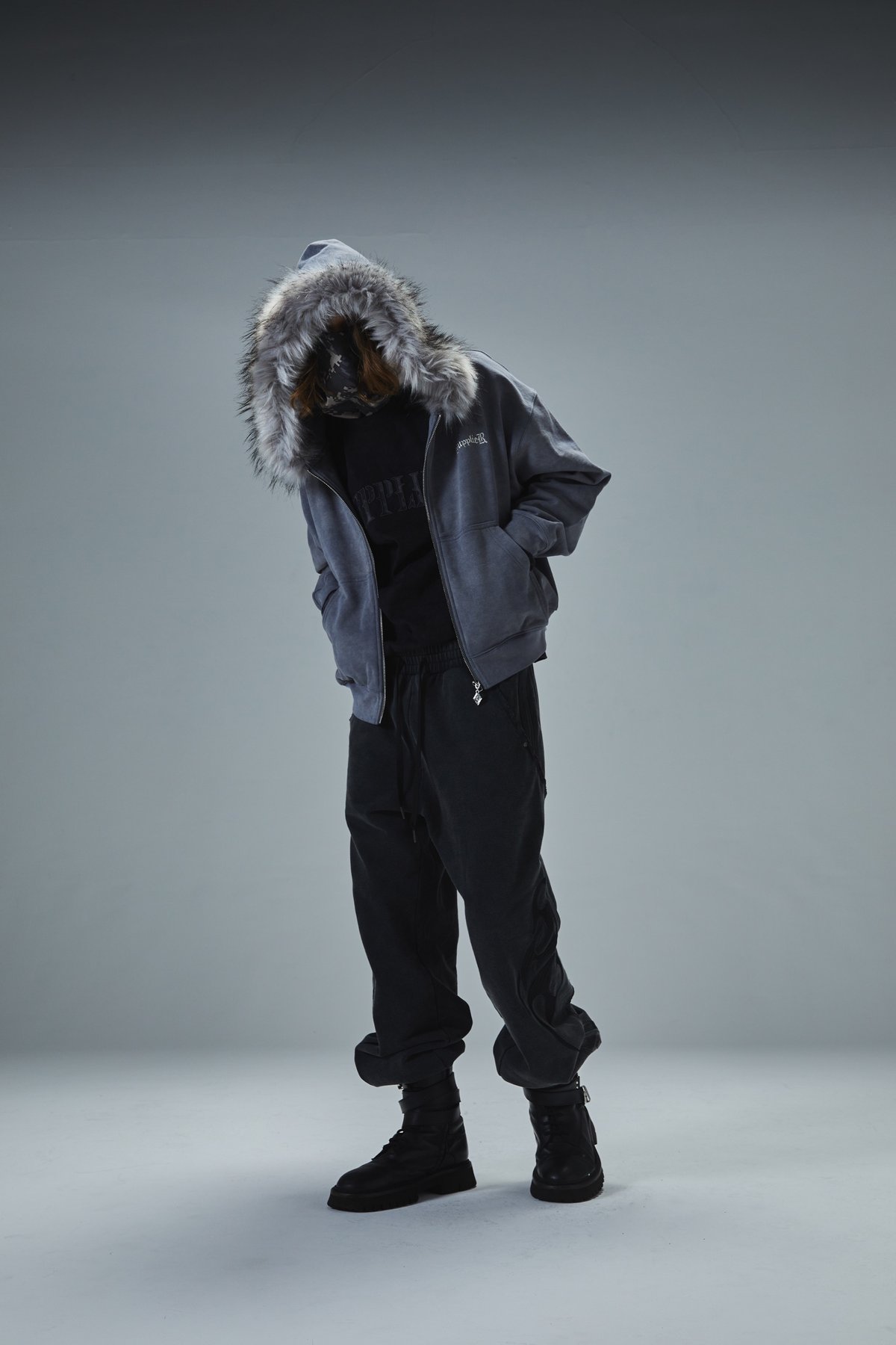 ジップフーディ Faux Fur Cross Zip Hoodie SUPPLIER】FAUX FUR CROSS ZIP HOODIE / 【サプライヤー】バック